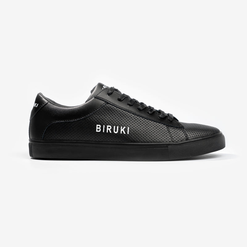 Black Sneakers UAE